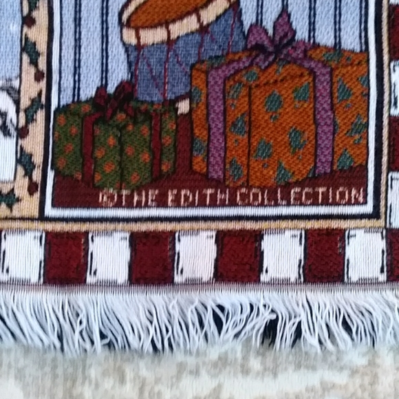 Goodwin Weavers Edith Collection Holiday Fringe Throw Blanket 48.5 x 58 - Picture 9 of 13